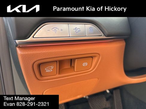 Used 2025 Genesis GV80 3.5T Advanced image 27