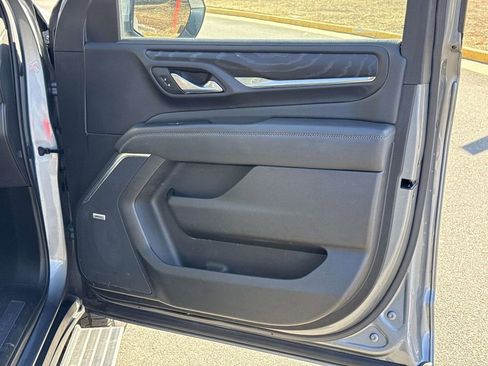 Used 2022 GMC Yukon Denali image 10