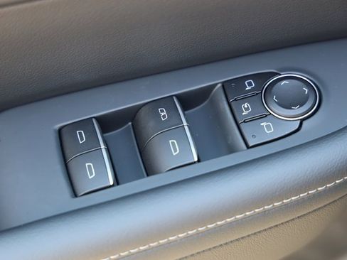 New 2026 Buick Enclave Avenir image 23