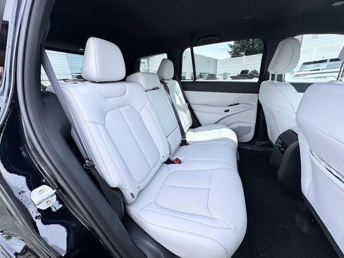 New 2026 Jeep Cherokee Limited AWD/4WD image 21