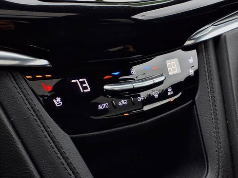 Used 2021 Cadillac XT6 Sport image 21