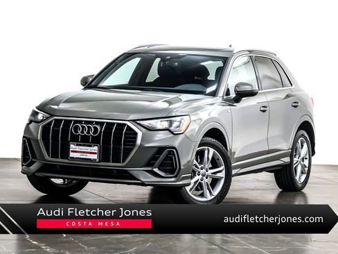 Used 2020 Audi Q3 2.0T Premium w/ Convenience Package image 1