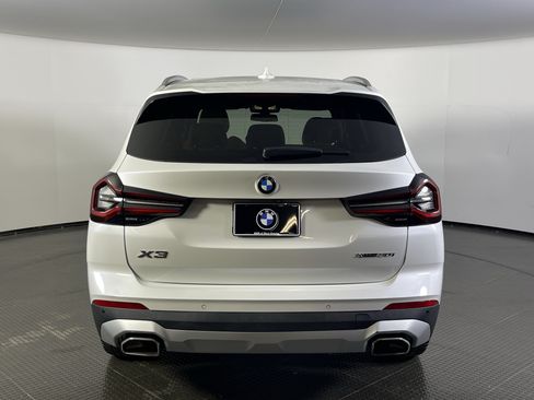 Used 2023 BMW X3 xDrive30i AWD/4WD image 7