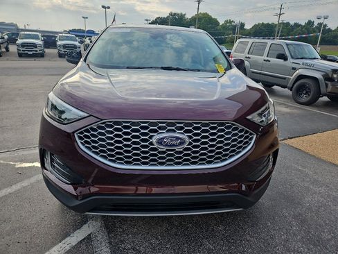 Used 2023 Ford Edge SEL w/ Convenience Package AWD/4WD image 2