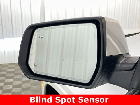 Certified 2023 Chevrolet Traverse Premier w/ LPO, Floor Liner Package image 39