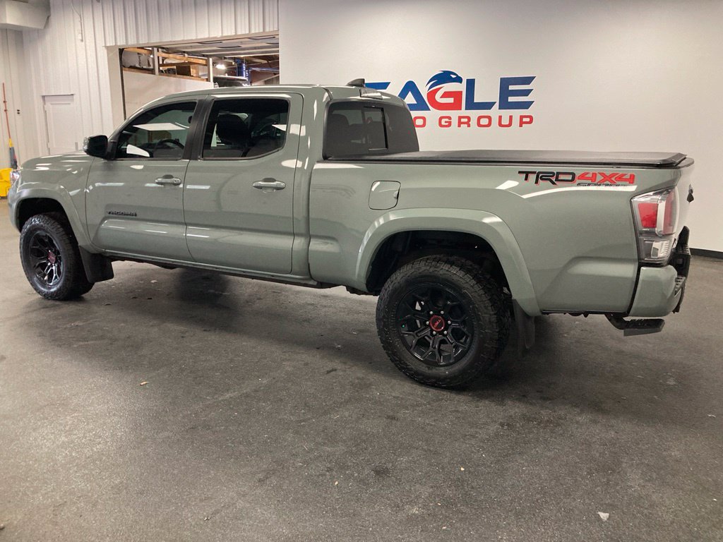 Used 2023 Toyota Tacoma TRD Sport w/ Technology Package AWD/4WD image 7