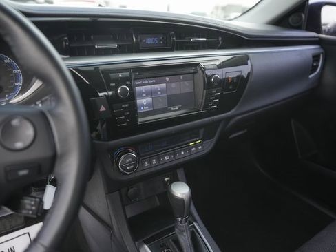 Used 2015 Toyota Corolla S image 25