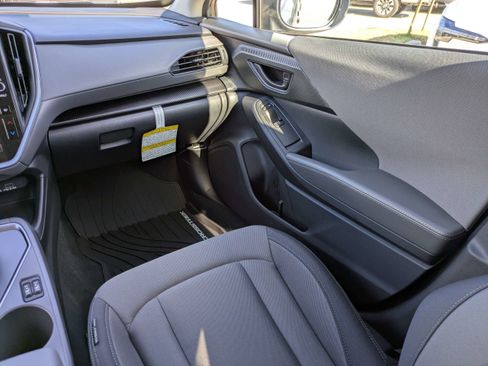 Certified 2025 Subaru Crosstrek 2.0i Premium image 17