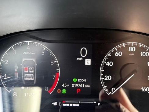 Used 2023 Honda Civic Sport image 27