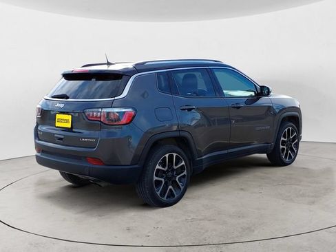 Used 2019 Jeep Compass Limited AWD/4WD image 5