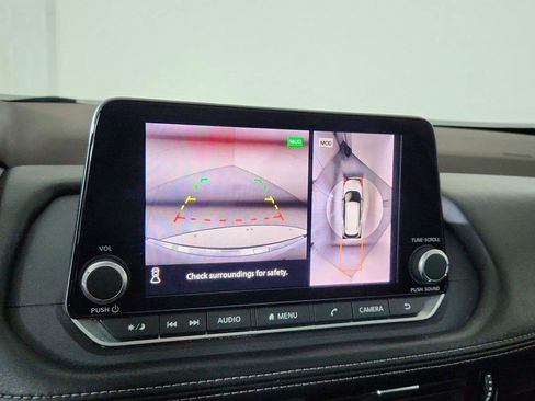 Used 2022 Nissan Rogue SL AWD/4WD image 36
