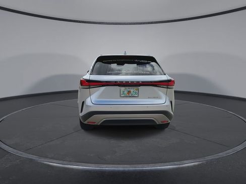 Used 2025 Lexus RX 350 Premium image 7