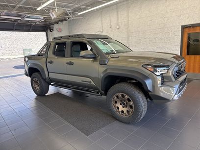 New 2025 Toyota Tacoma Trailhunter