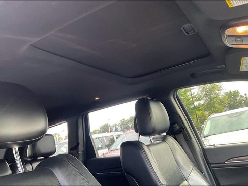 Used 2019 Jeep Grand Cherokee Limited AWD/4WD image 20