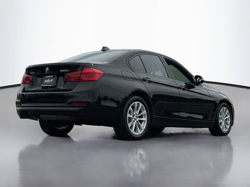Used 2016 BMW 320i xDrive Sedan AWD/4WD image 7