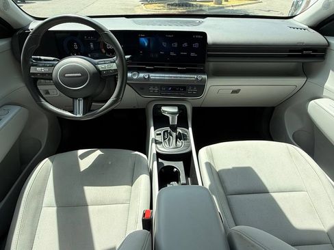 Used 2025 Hyundai Kona SEL FWD image 28