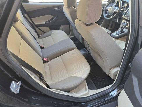 Used 2014 Ford Focus SE image 7
