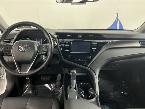 Used 2020 Toyota Camry SE FWD image 31