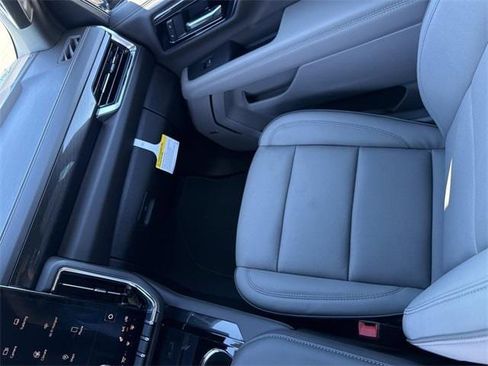 New 2026 GMC Yukon Elevation image 31