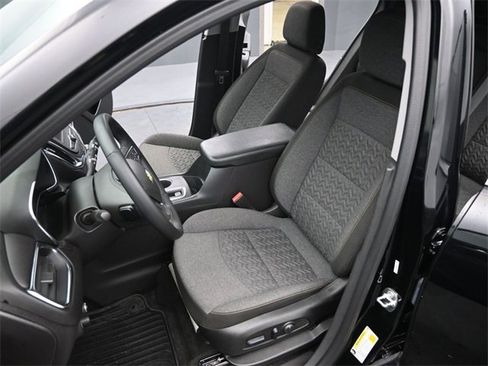 Used 2024 Chevrolet Equinox LT image 11
