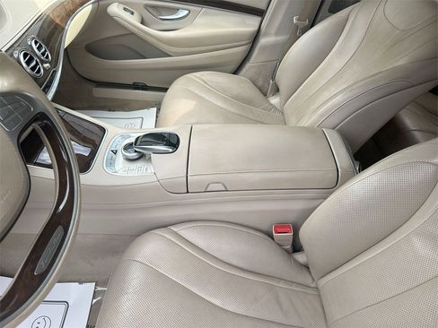 Used 2016 Mercedes-Benz S 550 Sedan image 23