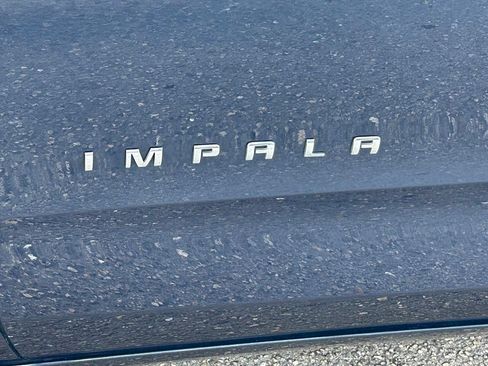Used 2018 Chevrolet Impala LT w/ Sunroof and Spoiler Package FWD image 18