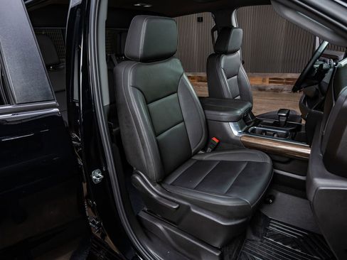 Used 2025 Chevrolet Silverado 1500 LT Trail Boss w/ LT Trail Boss Premium Package image 29