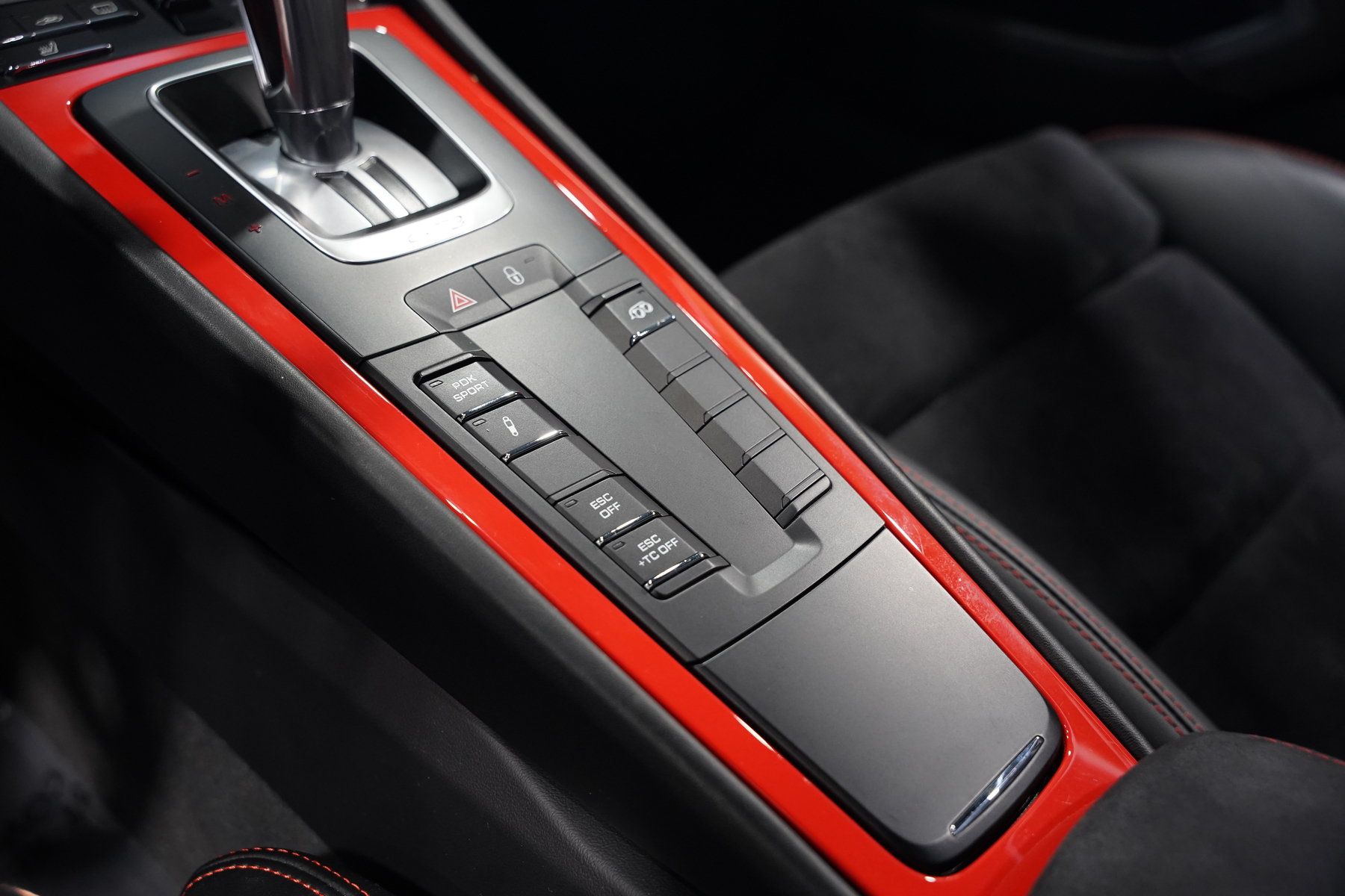 Used 2018 Porsche 911 GT3 RWD image 28