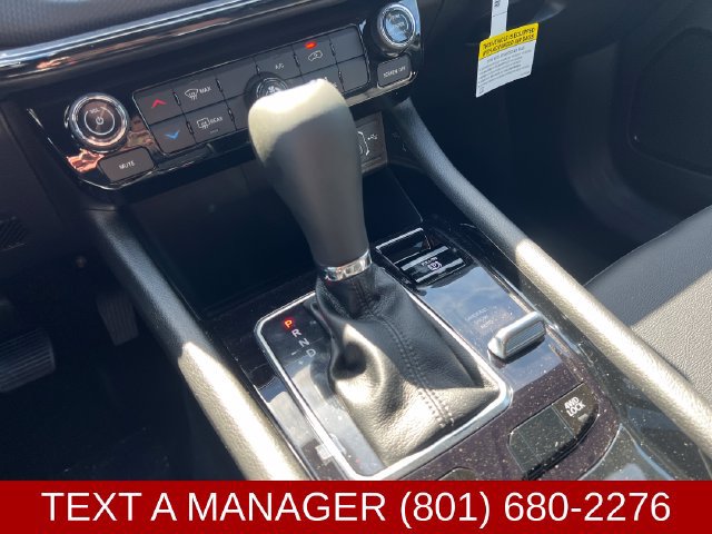 New 2026 Jeep Compass Latitude AWD/4WD image 24