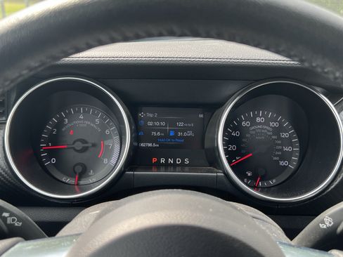 Used 2021 Ford Mustang Convertible RWD image 21
