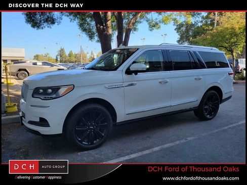 Used 2022 Lincoln Navigator L Reserve w/ Monochromatic Package AWD/4WD image 1