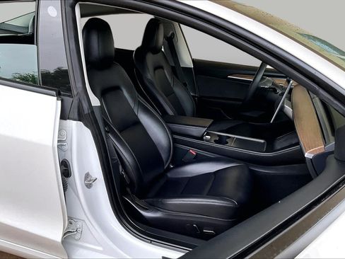 Used 2023 Tesla Model 3 Standard Range RWD image 7