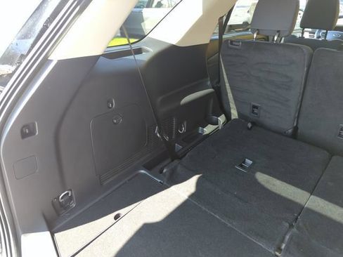 Used 2025 Ford Explorer Active AWD/4WD image 36