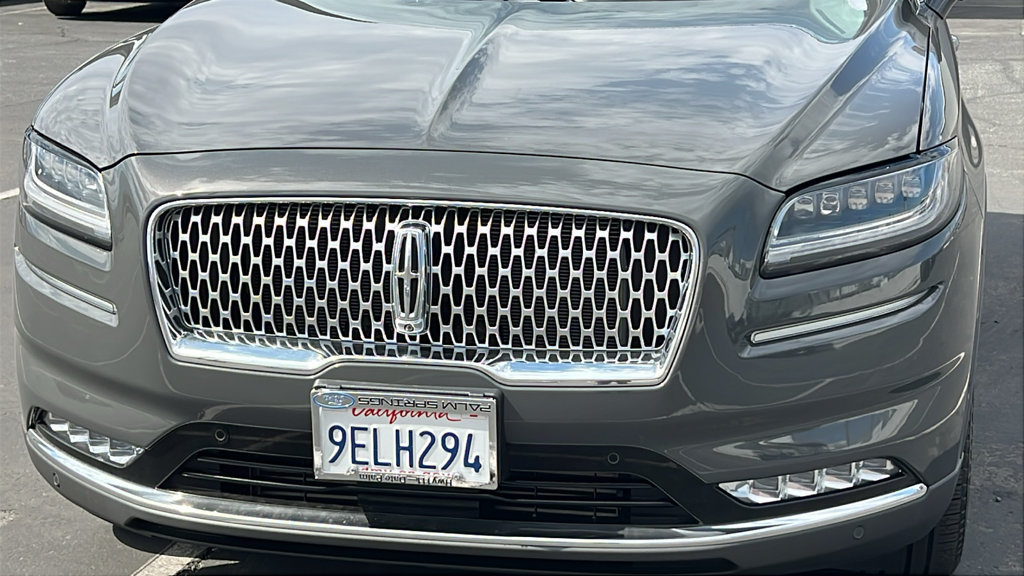 Certified 2022 Lincoln Nautilus Black Label AWD/4WD image 3