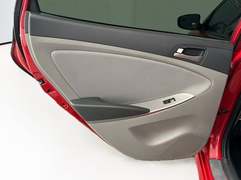 Used 2015 Hyundai Accent GS image 25