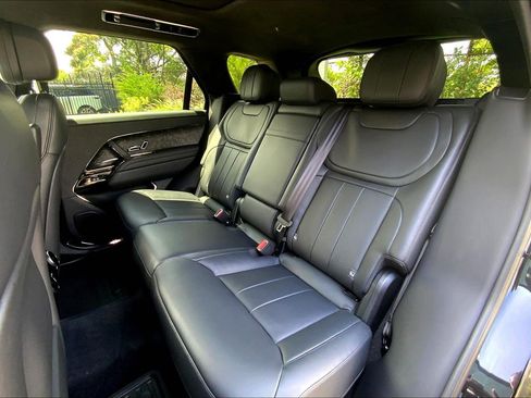 Used 2023 Land Rover Range Rover Sport First Edition image 20