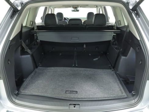 New 2026 Volkswagen Atlas SE FWD image 38