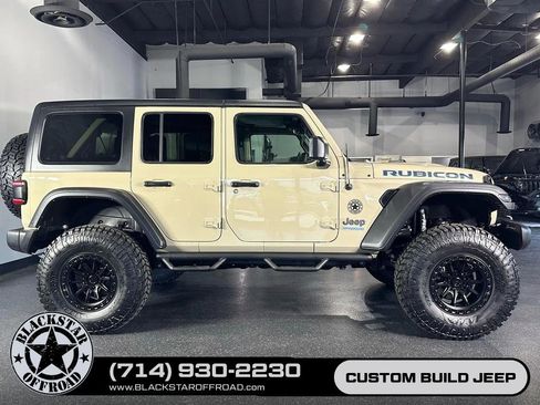 Used 2022 Jeep Wrangler Unlimited Rubicon 4xe w/ Safety Group AWD/4WD image 1