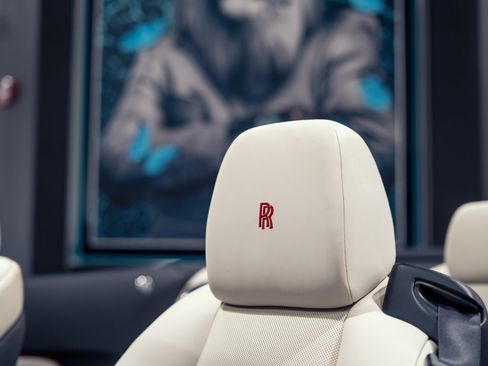 Used 2018 Rolls-Royce Dawn RWD image 35