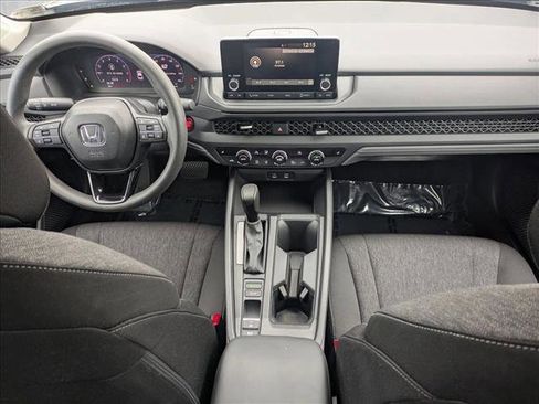 Used 2025 Honda Accord SE image 17