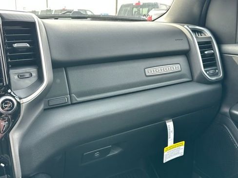 New 2026 RAM 1500 4x4 Crew Cab image 23