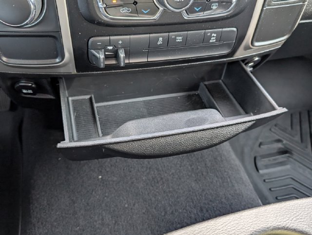 Used 2019 RAM 1500 Warlock RWD image 12