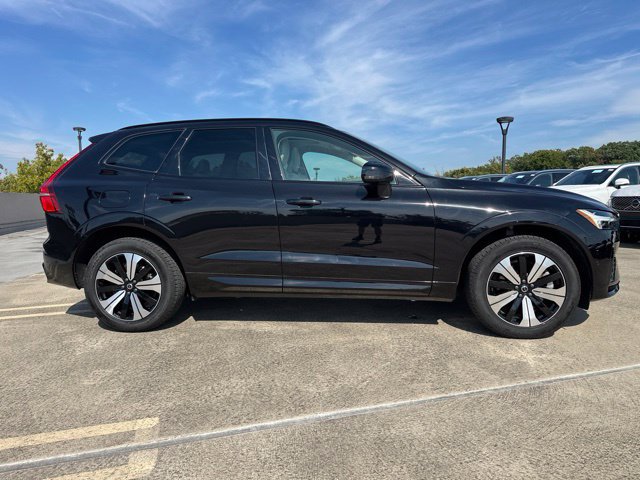 Certified 2024 Volvo XC60 T8 Plus w/ Climate Package AWD/4WD image 10