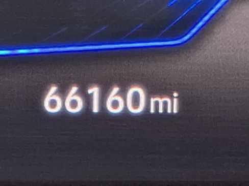 Used 2023 Volkswagen Taos SE image 29