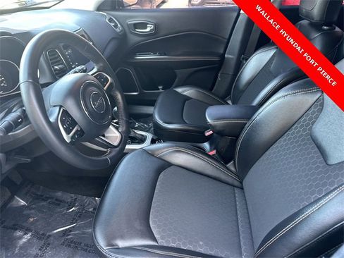 Used 2020 Jeep Compass Latitude image 17