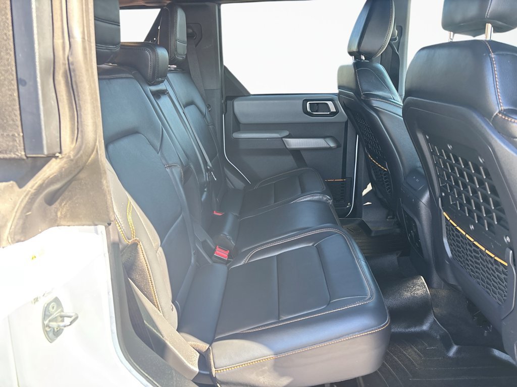 Used 2023 Ford Bronco Badlands w/ Sasquatch Package AWD/4WD image 17