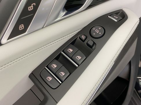 Used 2026 BMW X5 xDrive40i w/ Climate Comfort Package image 21