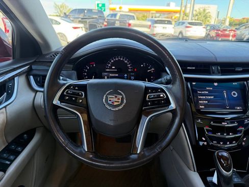 Used 2013 Cadillac XTS Luxury image 29