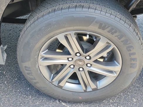 Certified 2023 Ford F150 XLT RWD image 7