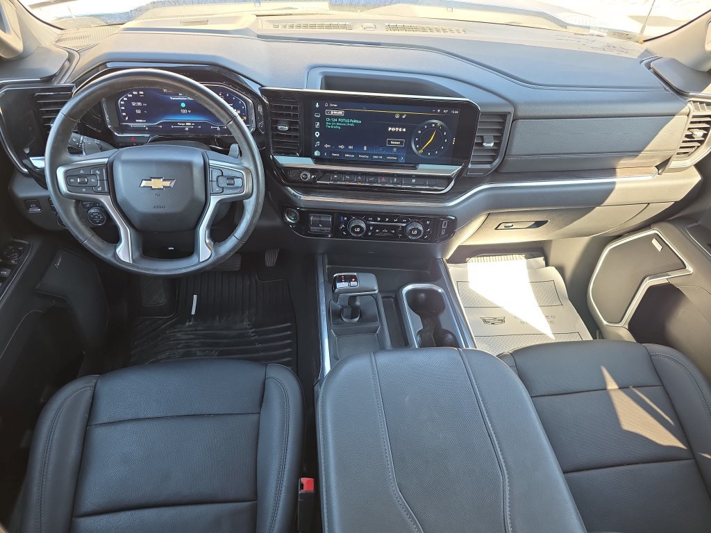 Used 2023 Chevrolet Silverado 1500 LTZ AWD/4WD image 17
